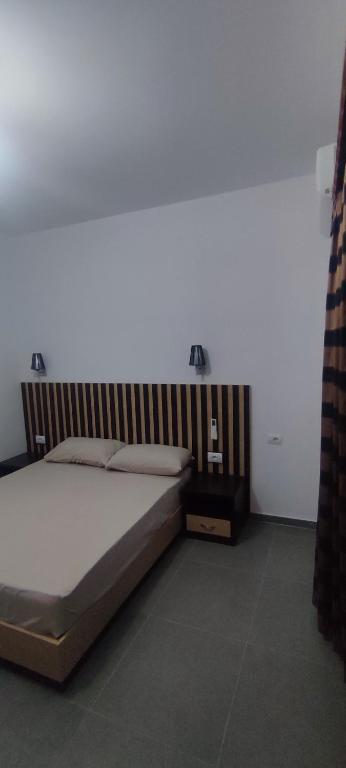Aleks Holiday Rooms Ksamil Esterno foto